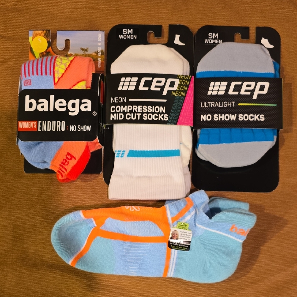 Women's Enduro No Show Socks - Pink and Orange